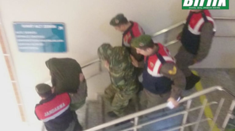 Τι διαμηνύει η Τουρκία για τους Έλληνες αξιωματικούς