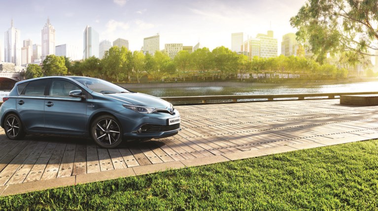 1,52 εκατ. πωλήσεις υβριδικών ηλεκτρικών Toyota το 2017