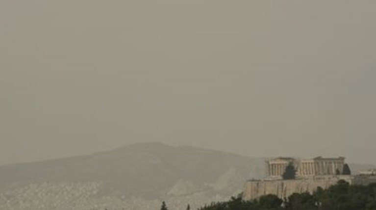 Σκόνη στη νότια Ελλάδα έως την Τρίτη - Μεγάλα ύψη βροχής-χιονιού το δίμηνο