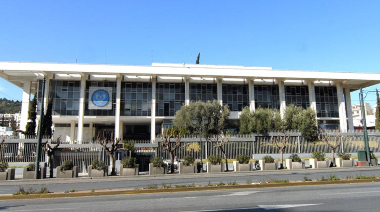 Λήξη συναγερμού για το ύποπτο όχημα κοντά στην πρεσβεία των ΗΠΑ
