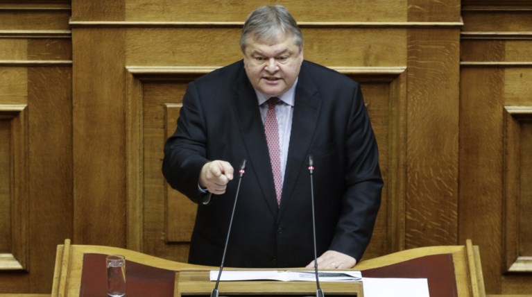 Βενιζέλος: Ετοιμάζεστε για τη βρώμικη δική σας έξοδο από την εξουσία
