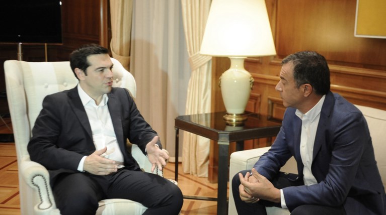 Ραντεβού Τσίπρα - Θεοδωράκη - πρόταση για Συμβούλιο Εθνικής Ασφάλειας