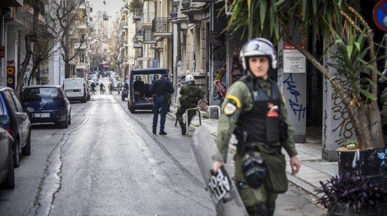 Αστυνομική επιχείρηση για την εκκένωση τριών καταλήψεων