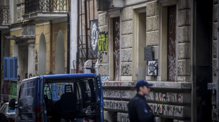 Συλλήψεις οι 12 προσαγωγές από την εκκένωση τριών καταλήψεων