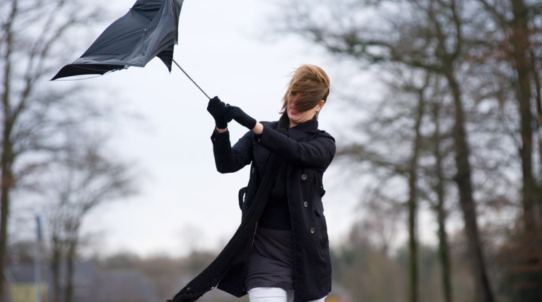 Αλλαξε ο καιρός, συννεφιά και βροχές