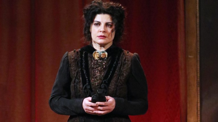 Η Τρύπη για το επεισόδιο με δημοσιογράφο: Ηταν προσβλητικός και αδιάκριτος