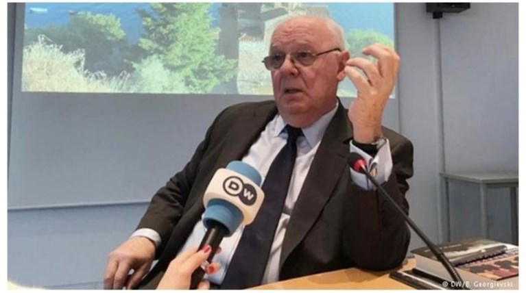 Τι προτρέπει Αθήνα και Σκόπια ο διαπραγματευτής του Ντέιτον
