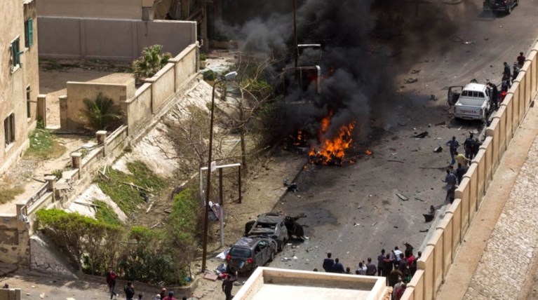 Έκρηξη παγιδευμένου αυτοκινήτου στην Αλεξάνδρεια, δύο νεκροί