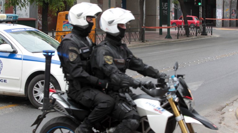 Αμπελόκηποι: Οι ληστές των χρηματοκιβωτίων χτύπησαν ταξιδιωτικό γραφείο