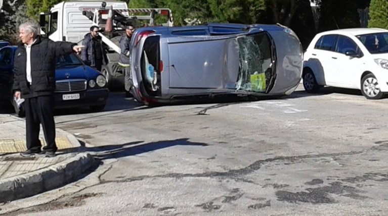 Τεράστιο μποτιλιάρισμα στην παραλιακή- 3 τροχαία από το πρωί