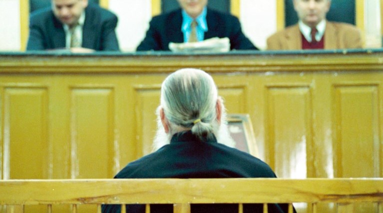 Το "θαύμα" των Φαρσάλων: "πέταξαν" 3,8 εκατ. - Άρχισε η δίκη