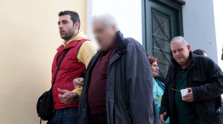 Δίωξη για κακούργημα στον 88χρονο που πυροβόλησε τους ληστές