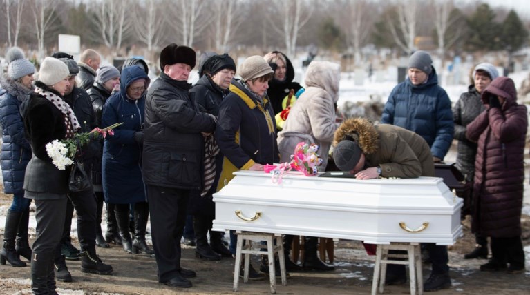 Συλλήψεις και παραιτήσεις για τη φονική πυρκαγιά στο εμπορικό στο  Κεμέροβο