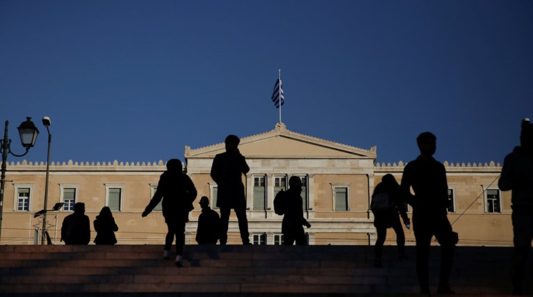 Handelsblatt: «Ελάφρυνση του χρέους για να βγει η Ελλάδα από την κρίση»