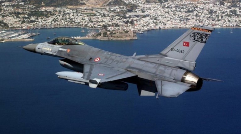 Υπερπτήση τουρκικού F-16 πάνω από το Φαρμακονήσι