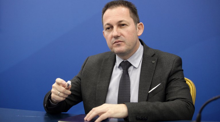 Νέος διευθυντής του γραφείου του Μητσοτάκη ο Στέλιος Πέτσας