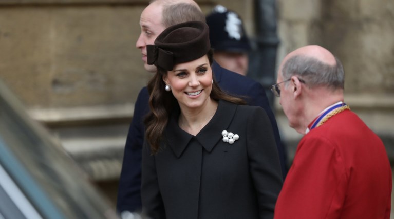 Κέιτ Μίντλετον: Ετοιμόγεννη κάνει εντελώς μόνη τα ψώνια στο σούπερ μάρκετ