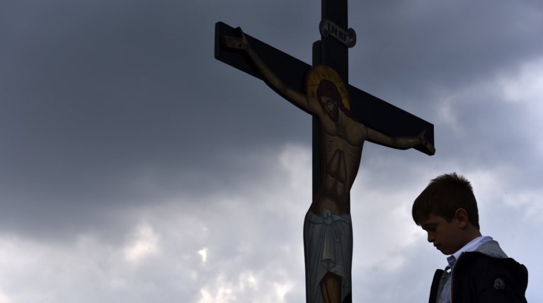 Μεγάλη Παρασκευή με βροχές και καταιγίδες, βελτίωση από αύριο