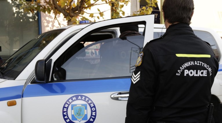 Συνελήφθη ανήλικος, μέλος σπείρας ανηλίκων που έκλεβαν σπίτια στην Αττική