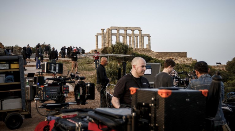 Καρέ καρέ τα γυρίσματα του BBC στο Σούνιο - Οι πρώτες εικόνες