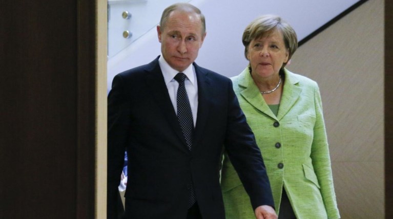 Η Μέρκελ ελπίζει να συναντηθεί σύντομα με τον Πούτιν