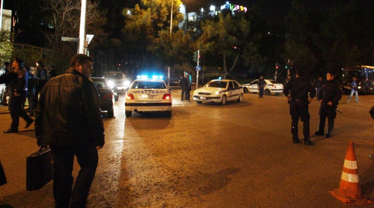 «Μαφιόζικη» ενέδρα με νεκρό στους Αγίους Αναργύρους