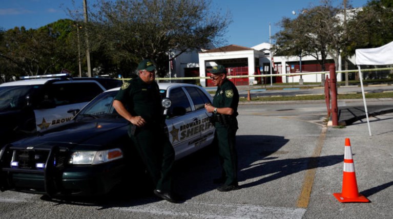 ΗΠΑ: Πυροβολισμοί σε λύκειο στη Φλόριντα–Τραυματίας μαθητής