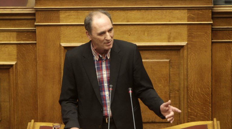 Σταθάκης: Μόνο για 6 χρόνια απαγόρευση απολύσεων στις λιγνιτικές μονάδες