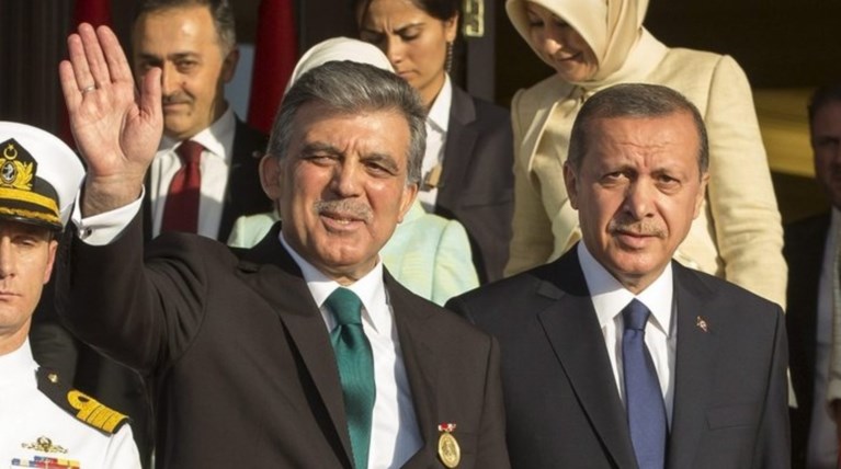 O Ερντογάν, ο παράγοντας «Γκιούλ» και τα σενάρια συμμαχιών