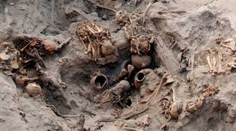 Περού: Ανακαλύφθηκε ομαδικός τάφος παιδιών από αρχαιολόγους