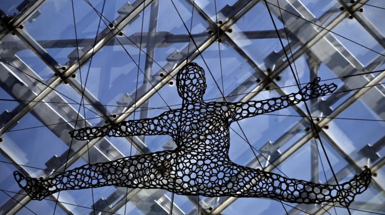 Με δεσμευμένους τραπεζικούς λογαριασμούς 1 εκατ. πολίτες