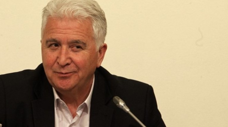 Oυρσουζίδης: Αλλαξε στάση για την αναδοχή από ομόφυλα ζευγάρια