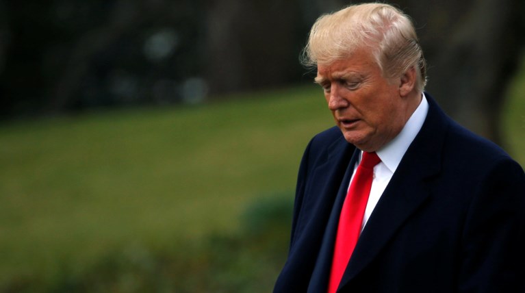 Τραμπ: Το Ιράν είτε θα διαπραγματευτεί ή «κάτι θα συμβεί»