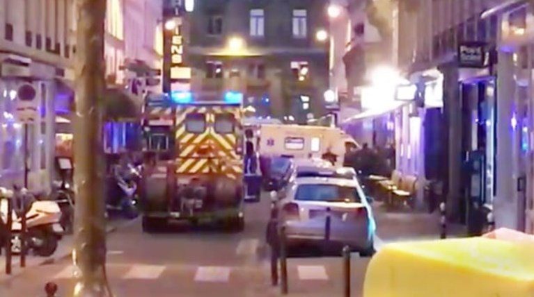 Παρίσι: Eπίθεση με μαχαίρι με ένα νεκρό- Νεκρός και ο δράστης