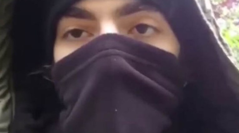 Βίντεο του ISIS με τον μαχαιροβγάλτη τζιχαντιστή στο Παρίσι
