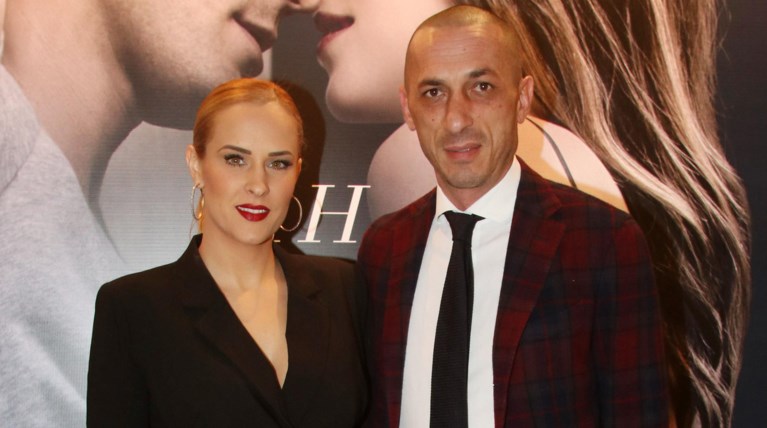 Η εξωσωματική, οι αποβολές, κόρη τους και οι τριγμοί στον γάμο τους