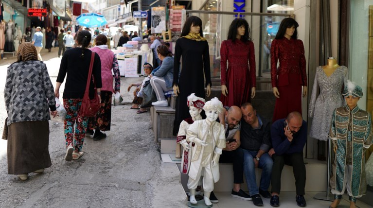 Οι επενδυτές χάνουν την εμπιστοσύνη τους στην Τουρκία