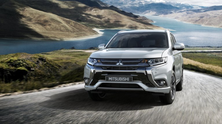 Κορυφαίες διακρίσεις για το Mitsubishi Outlander και Outlander PHEV