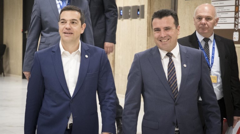 Πυρετώδεις διαβουλεύσεις σε Αθήνα και Σκόπια