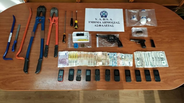 Οικιακές βοηθοί και αποκλειστικές νοσοκόμες στη σπείρα των διαρρηκτών