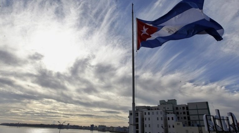 Πέθανε ο πράκτορας της CIA που ήθελε να εξοντώσει τον Κάστρο