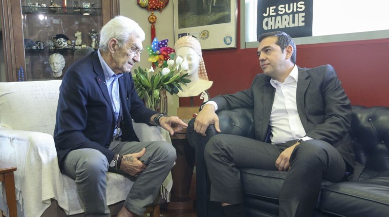 Μηνύματα από Τσίπρα για το Σκοπιανό, τις εκλογές και τη βία