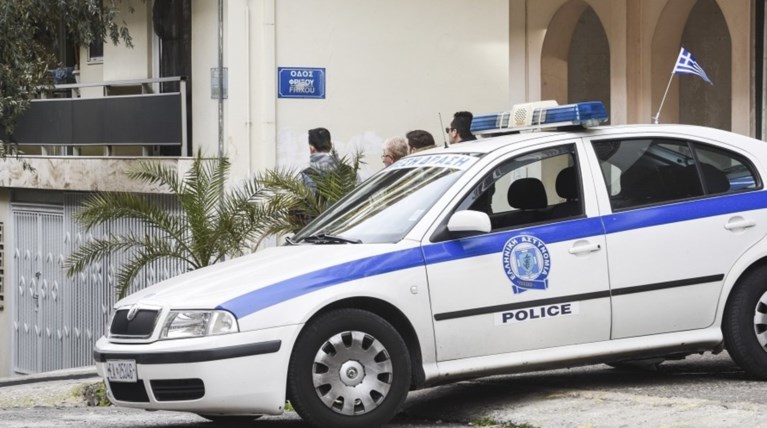 Λαύριο: Μία 24χρονη και ένας 25χρονος εξαπατούσαν ηλικιωμένους