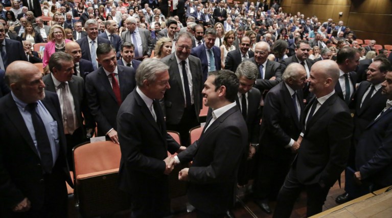 Τσίπρας: Βλέπουμε επιτέλους ότι η οικονομία βγαίνει σε ξέφωτο