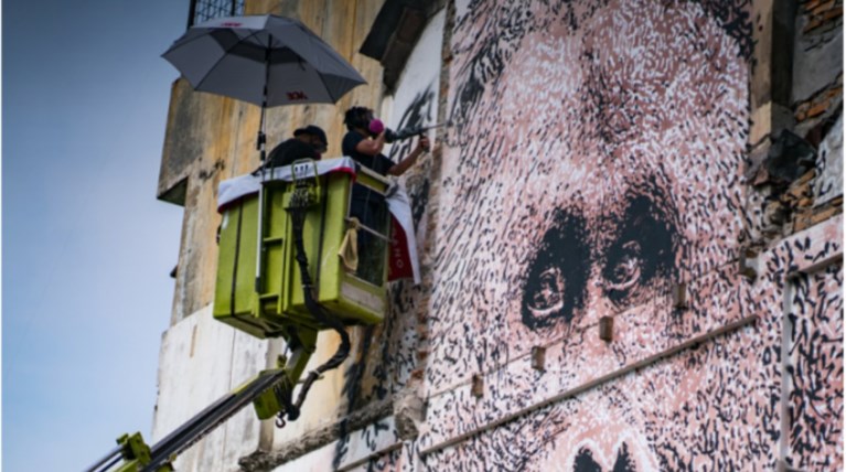 VHILS: Εικόνες στους τοίχους, πριν είναι πολύ αργά