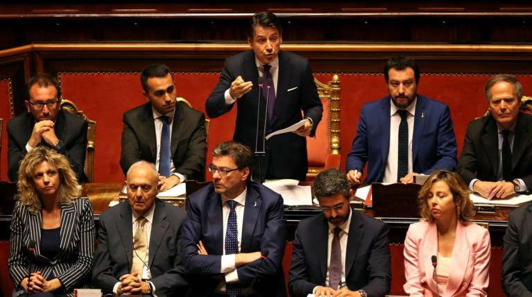 Κόντε: Θα καταπολεμήσουμε με κάθε τρόπο τις μαφίες