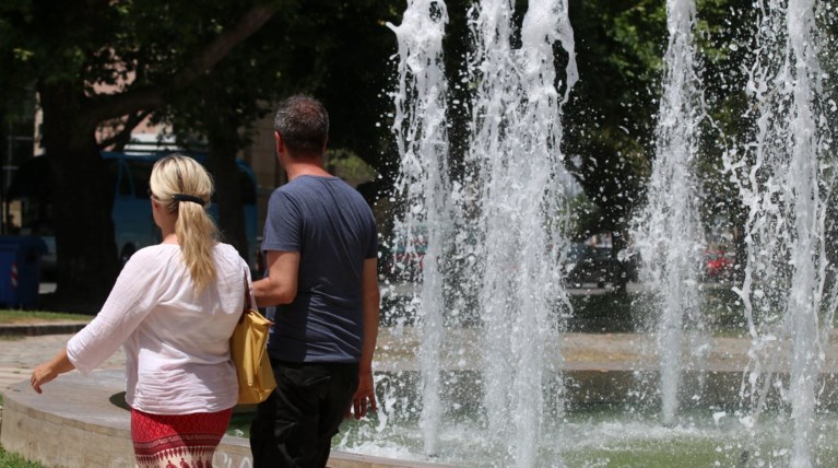 Ενα βήμα πριν τα 40άρια: Θερμή εισβολή το επόμενο τριήμερο