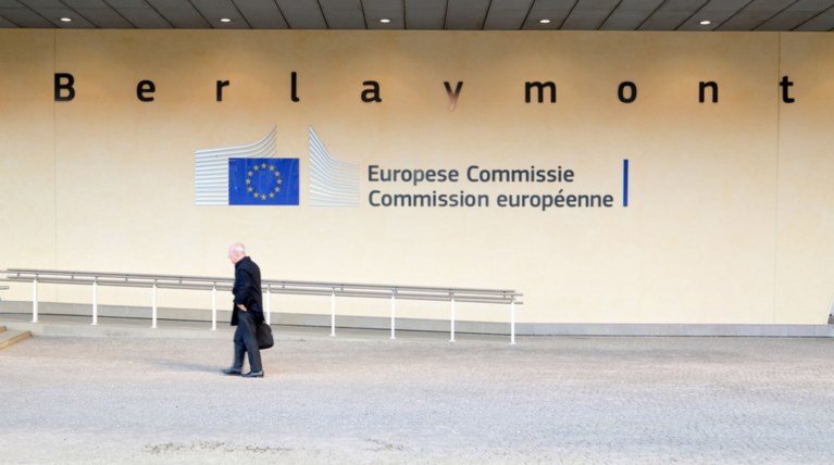 Ερχονται επιπλέον δασμοί από την ΕΕ σε αμερικανικές εισαγωγές τον Ιούλιο