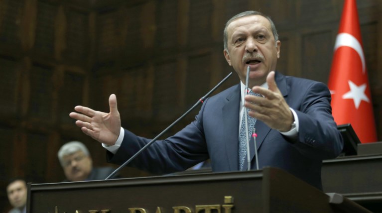 Νέες προεκλογικές προκλήσεις Ερντογάν: Τελειωμένη η Ελλάδα