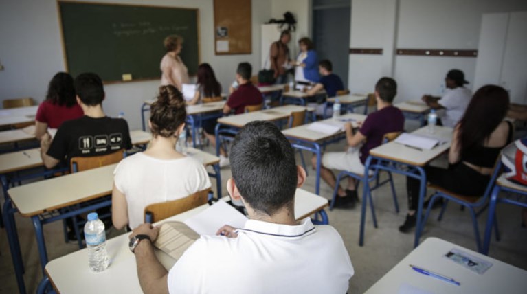 Με αρχαία & μαθηματικά συνεχίζονται οι πανελλαδικές